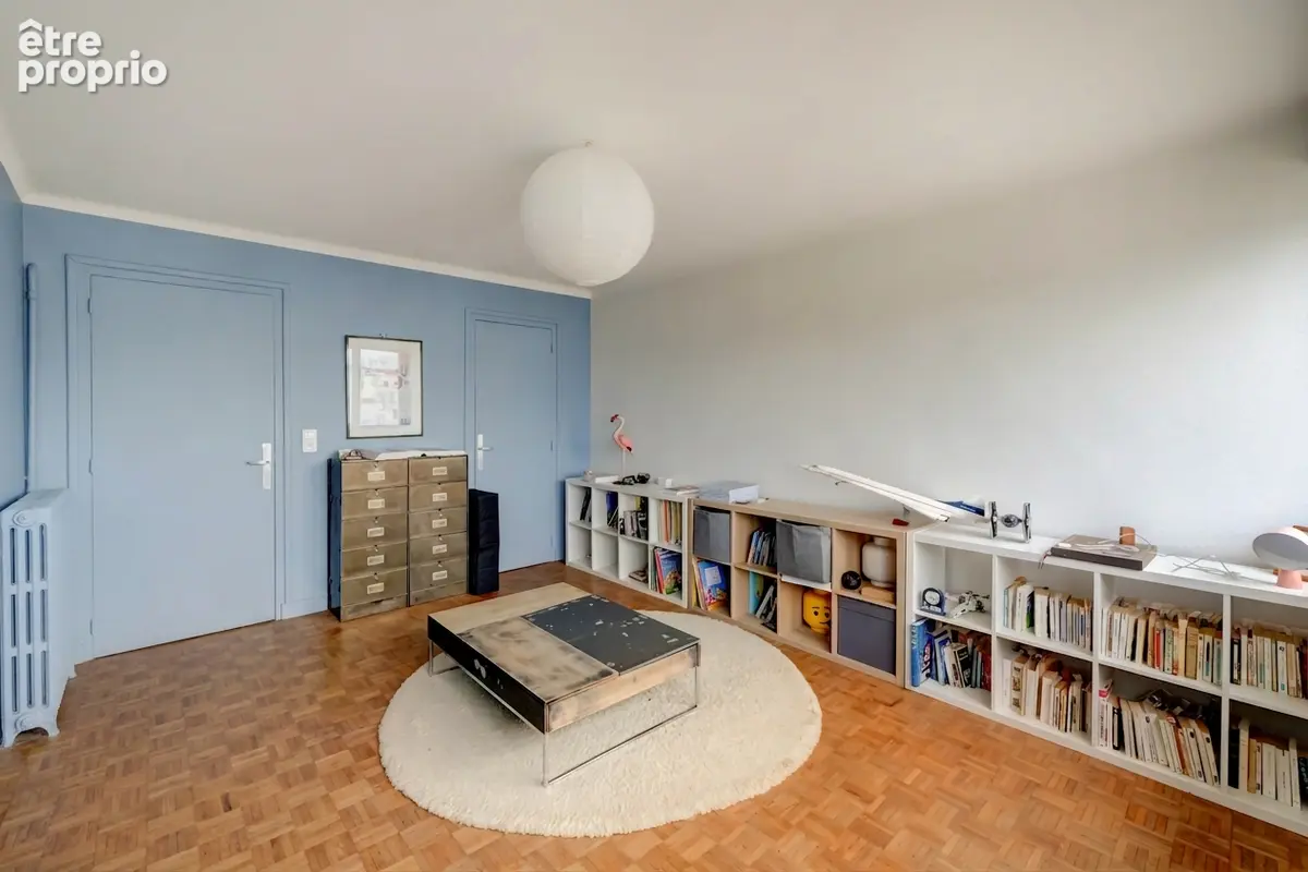 Nantes Centre, à vendre au dernier étage appartement lumineux  Nantes Centre - photo 7