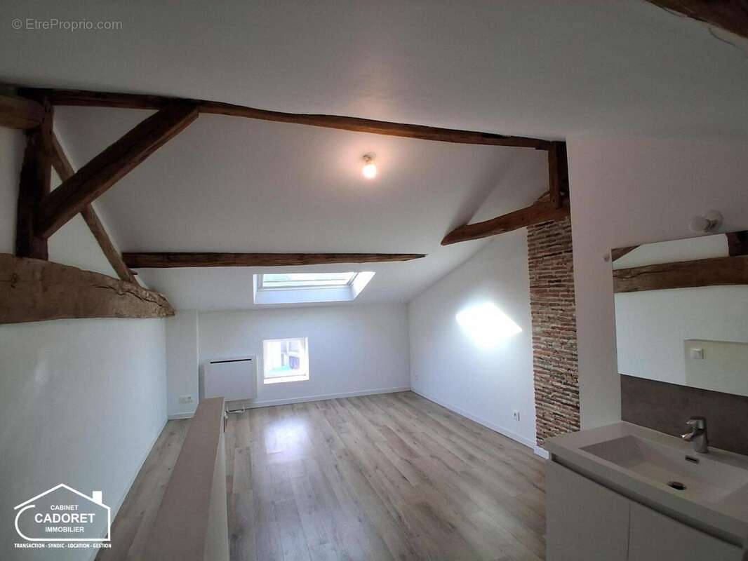   - Maison à PAIMBOEUF