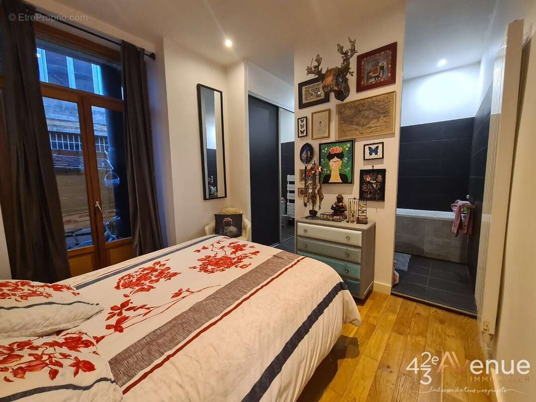 Appartement à SAINT-ETIENNE