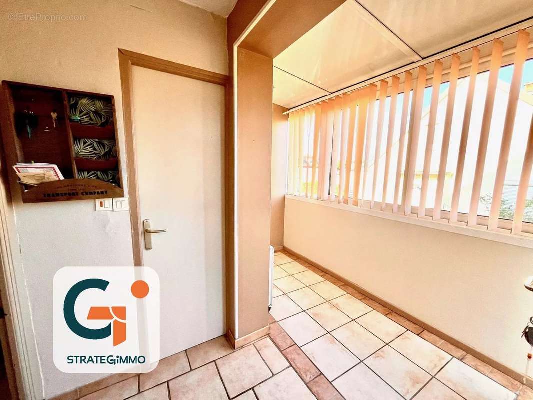 Maison à SAINT-ETIENNE-DU-ROUVRAY