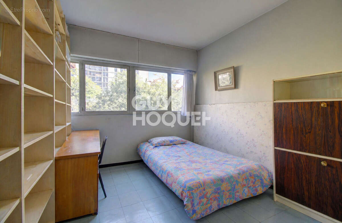 Appartement à PARIS-20E