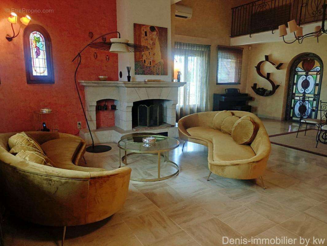 Maison à SAINT-CYPRIEN