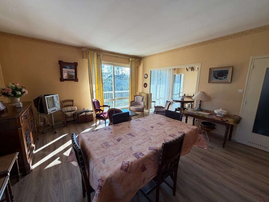 Appartement à LE CREUSOT