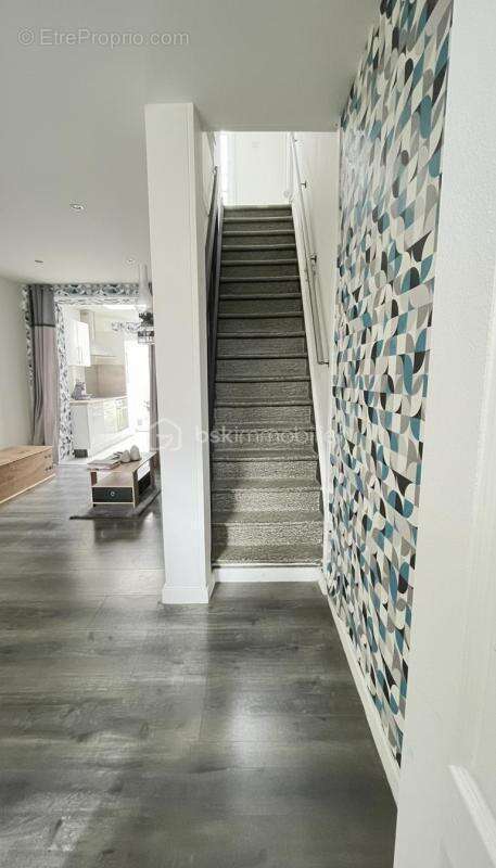 Maison 4 pièces à vendre à Comines – 82 m² – 3 chambres – Extérieur – Idéal premier achat ou investissement - photo 5