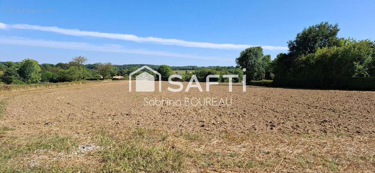 Photo 2 - Terrain à PARTHENAY