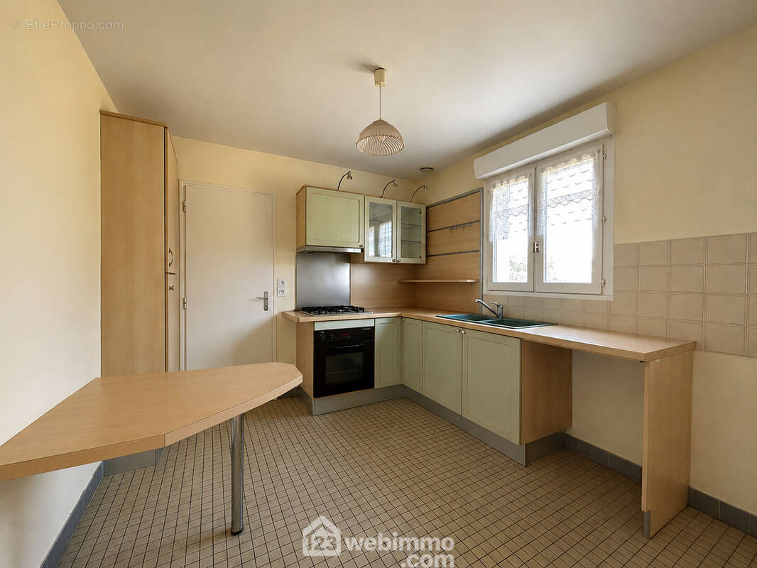 Maison 98 m² à Plouaret  - photo 7