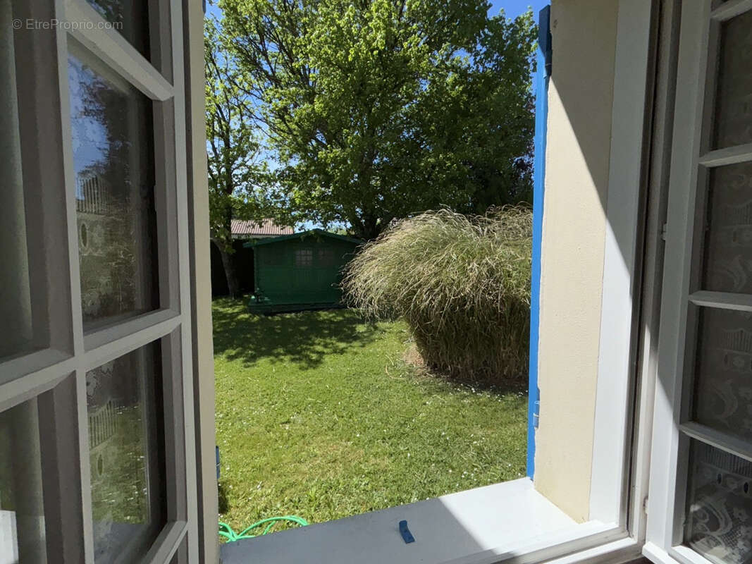 Maison à SAINT-BRIS-DES-BOIS