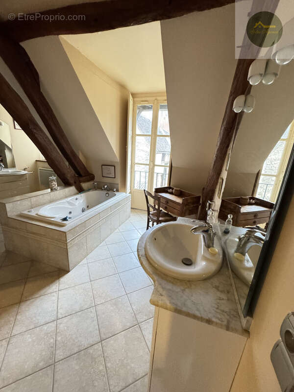 Maison à VOULX