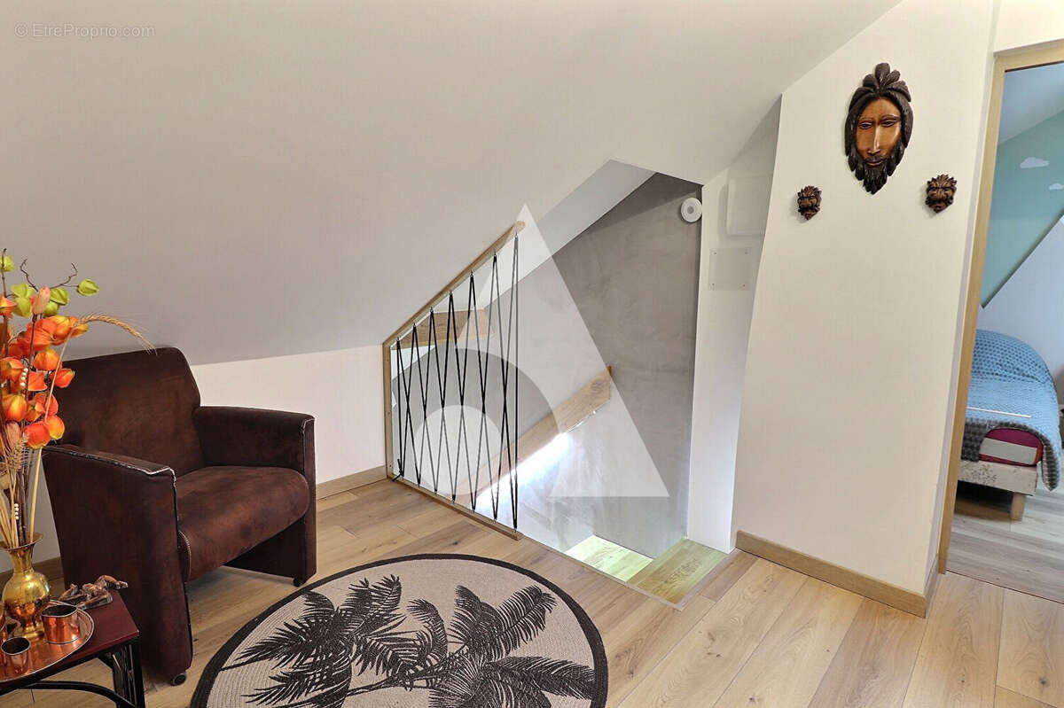 Maison à CHAMPAGNE-SUR-OISE