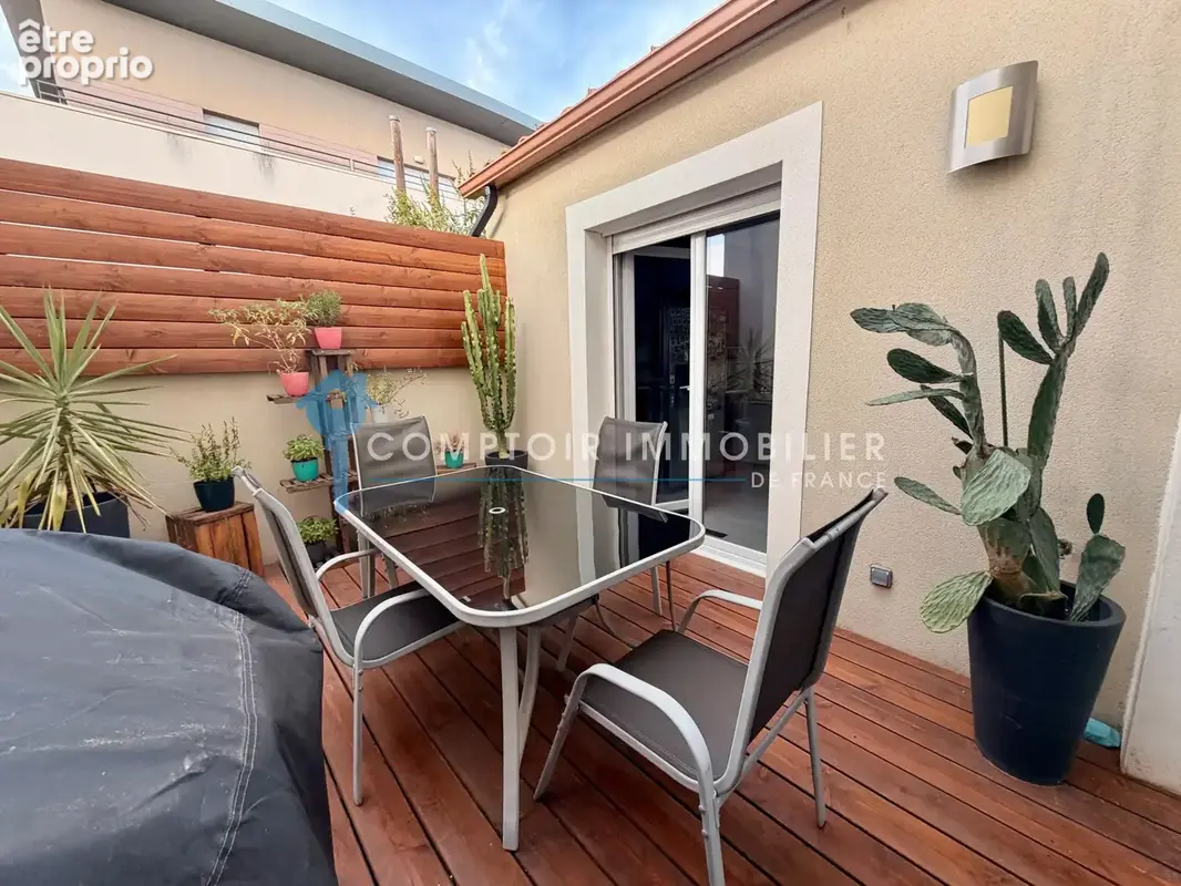 En exclusivité Villa de 2013, 95 m2 sur 164 m2 de terrain , piscine, 3 chambres vue dégagée proche collège - photo 16