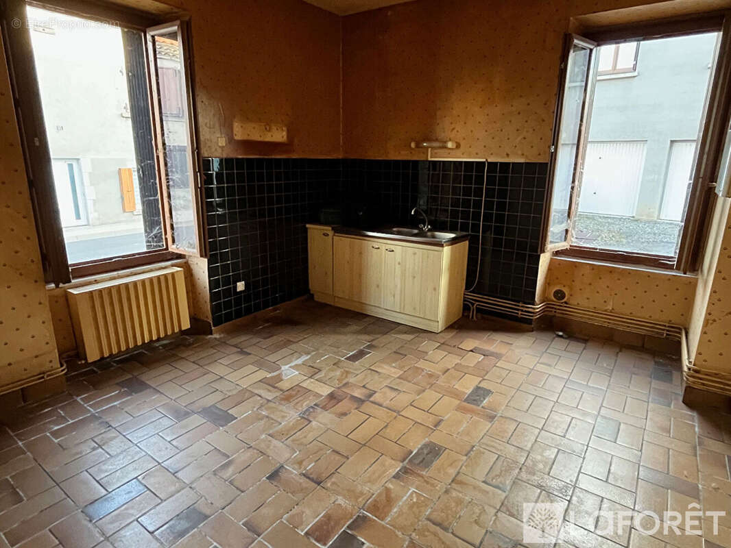 Maison à LEMPDES-SUR-ALLAGNON