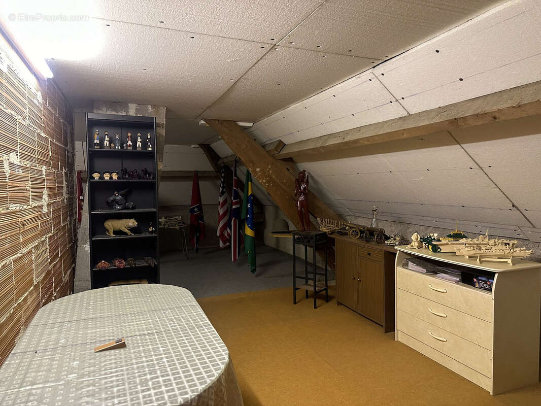 Maison à LE CHATELET