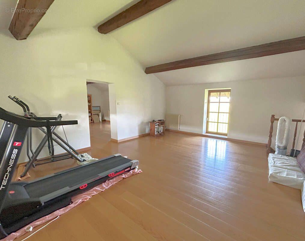 Maison à VILLARS-LES-DOMBES