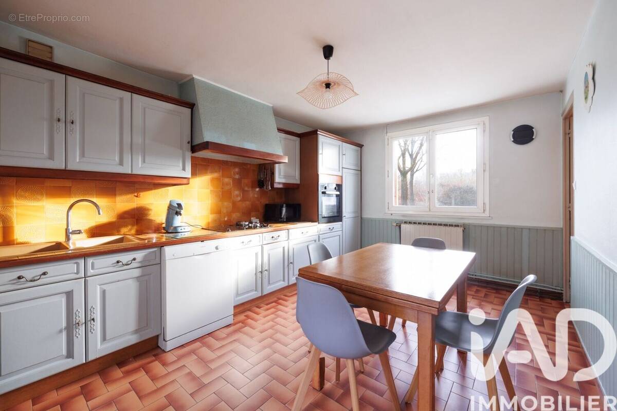 Photo 1 - Maison à FRANCHEVILLE