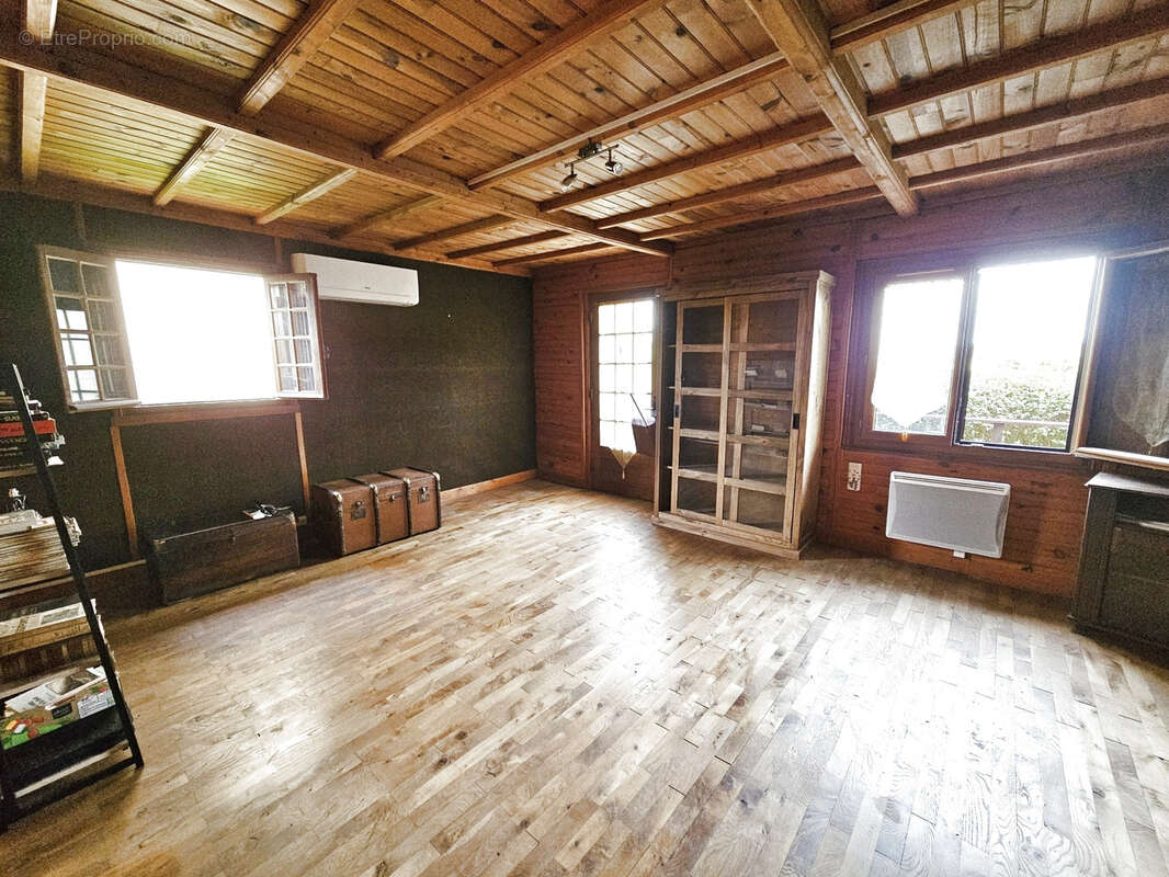 Maison à SAINT-MARTIN-EN-BRESSE