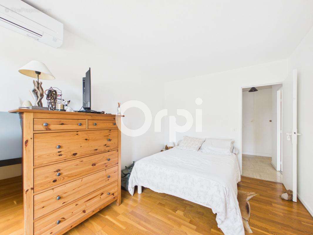 Appartement à MANDELIEU-LA-NAPOULE