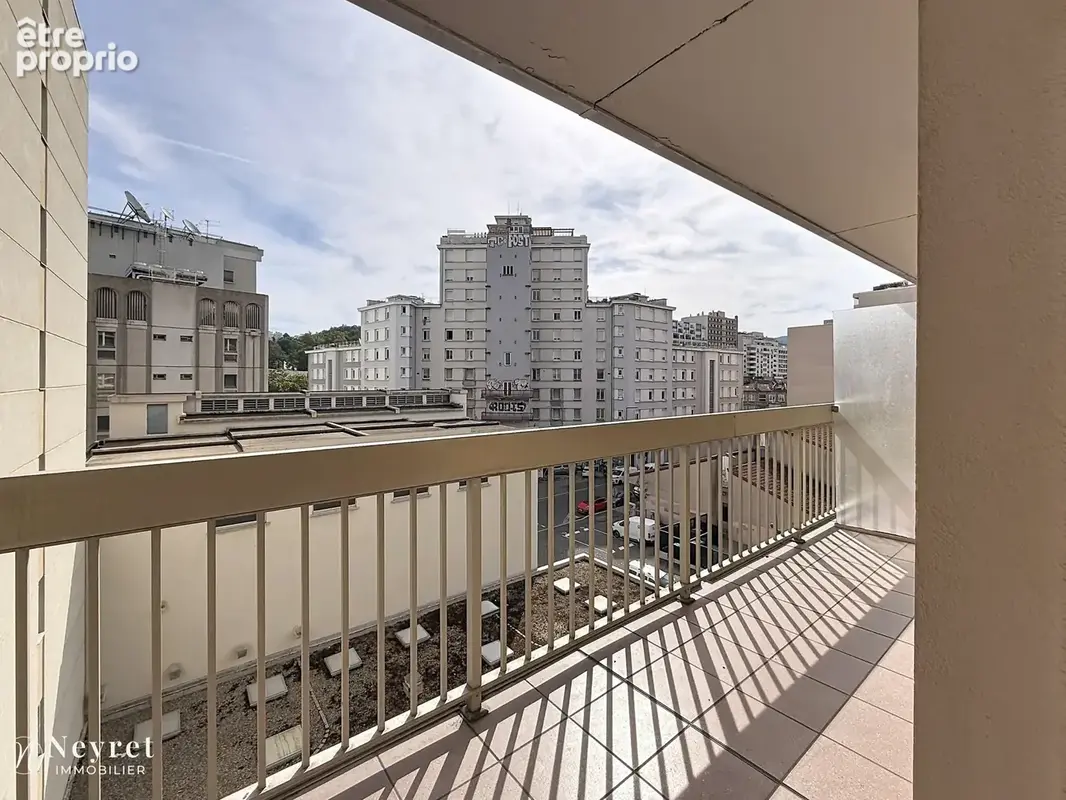 T2 place chavanelle - photo 3