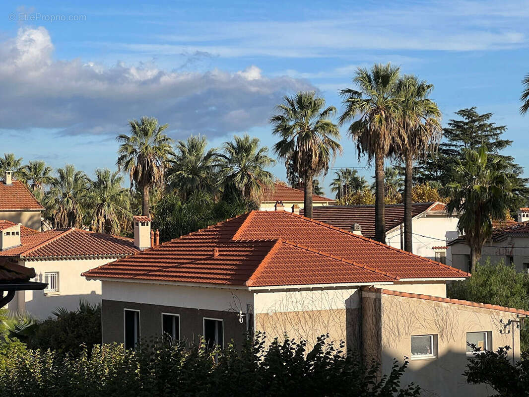 Appartement à HYERES