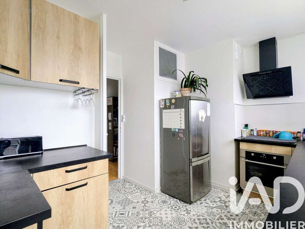Appartement 63 m² à Saint-Jean-De-La-Ruelle  - photo 5