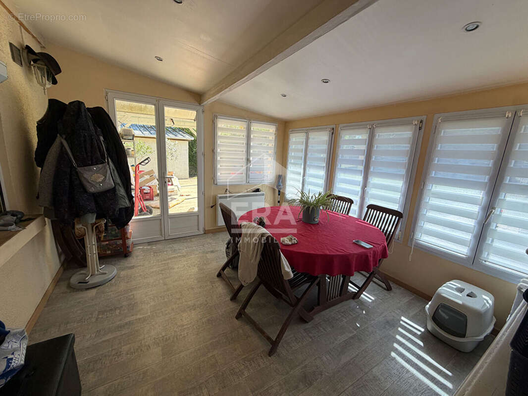 Maison à CHARMES