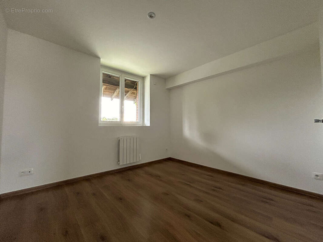Appartement à ATTIGNAT