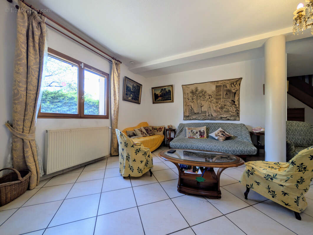 Maison à SAINT-JEAN-DE-GONVILLE