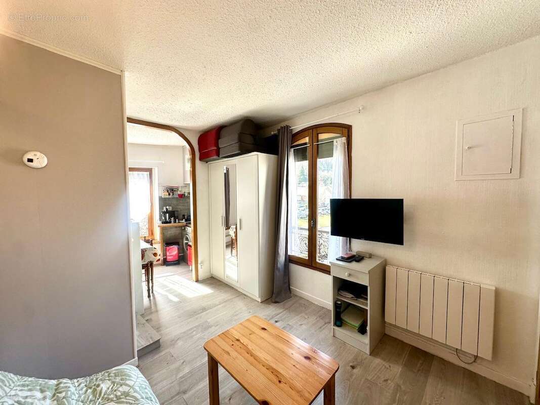   - Appartement à AX-LES-THERMES