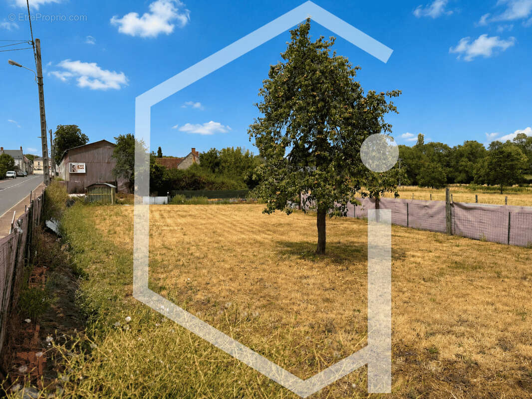 Ensemble immobilier composé de 2 maisons granges et jardin - photo 12