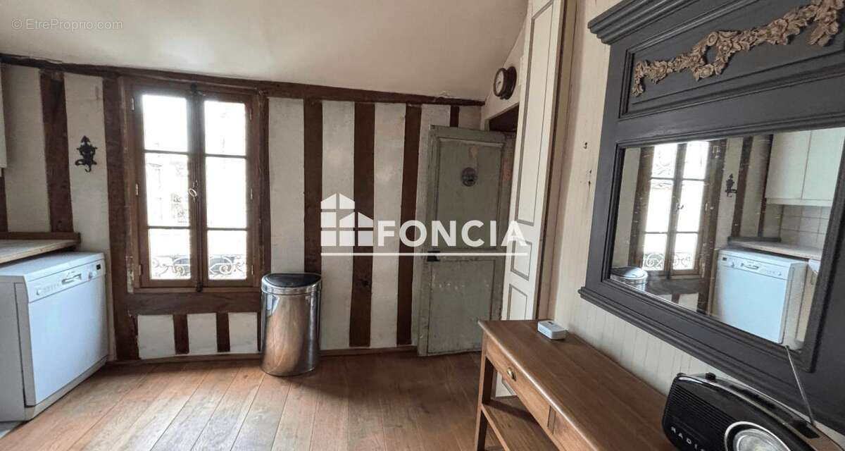 Appartement à FONTAINEBLEAU