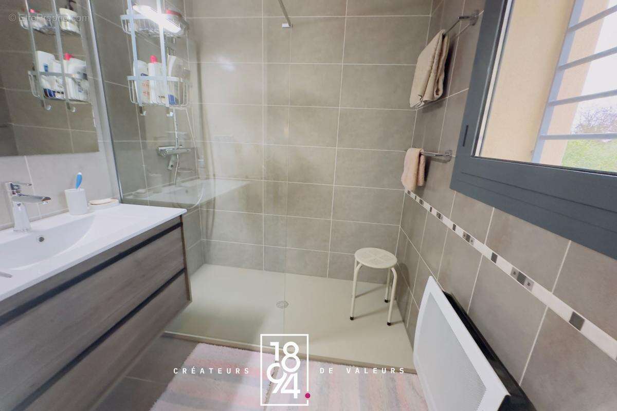 Maison à CAISSARGUES