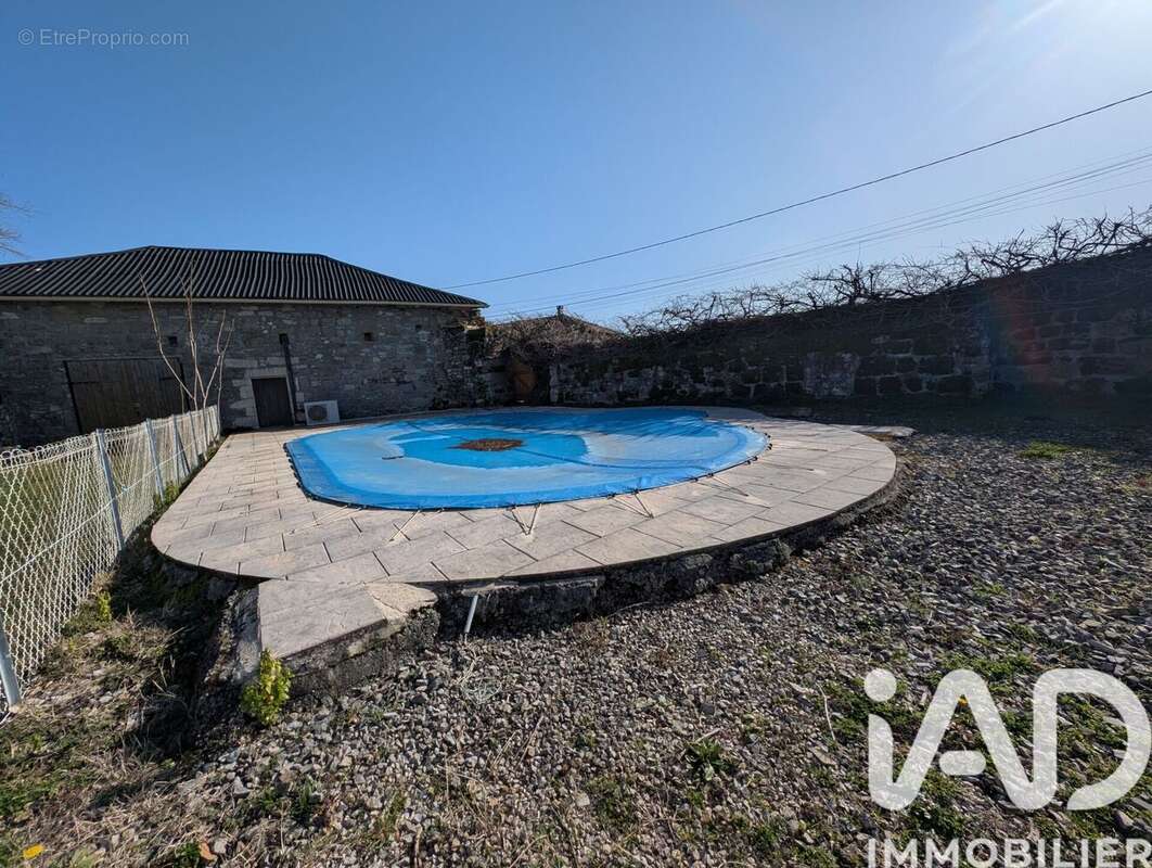 Maison 150 m² à Jugeals-Nazareth  - photo 5