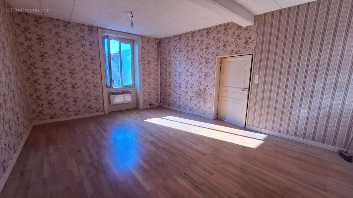 Appartement à VERTAIZON