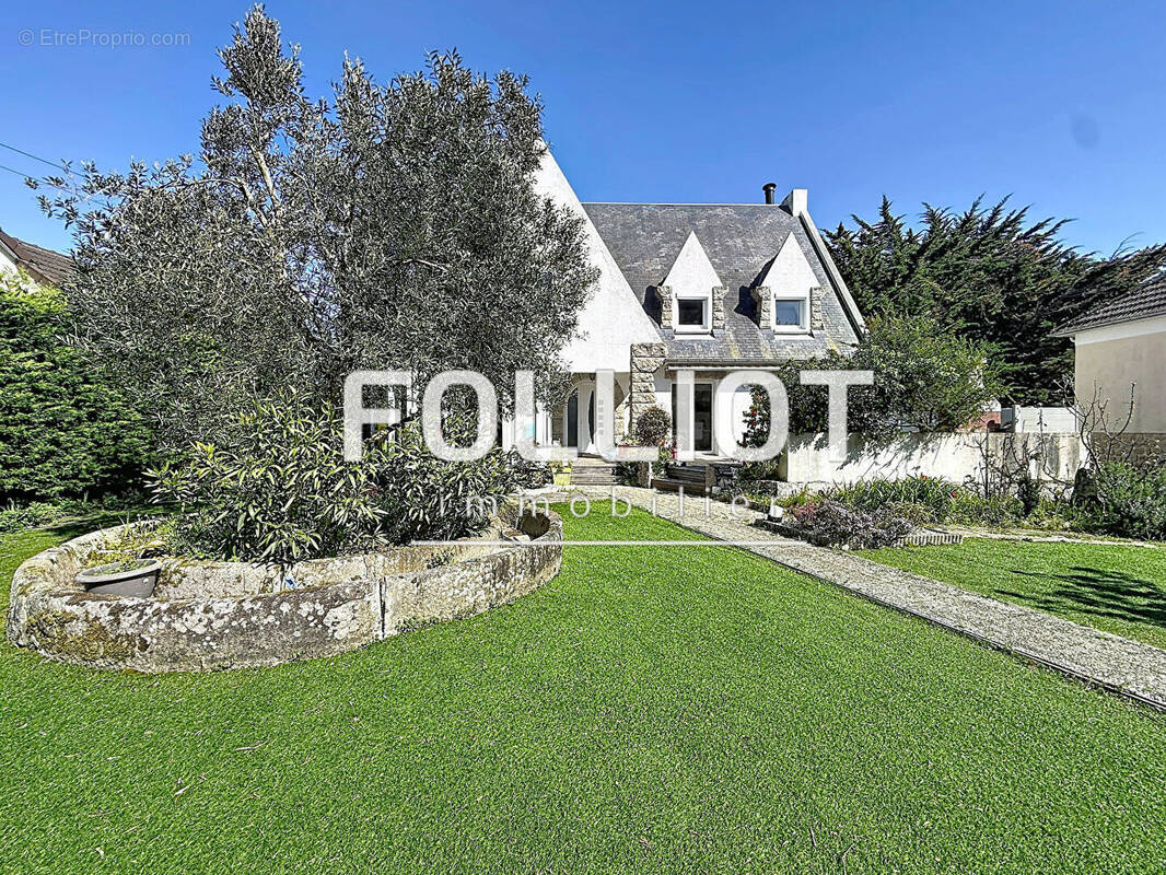 Maison à SAINT-PAIR-SUR-MER