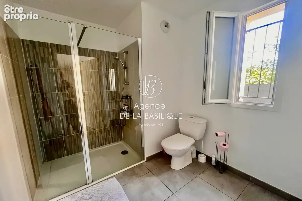 Maison 5 pièces 93 m² à vendre à Saint-Maximin-La-Sainte-Baume (83470) - photo 7
