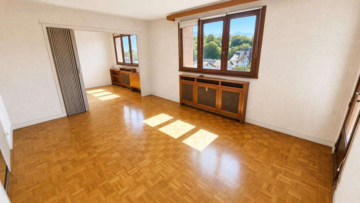 Appartement à LA RAVOIRE