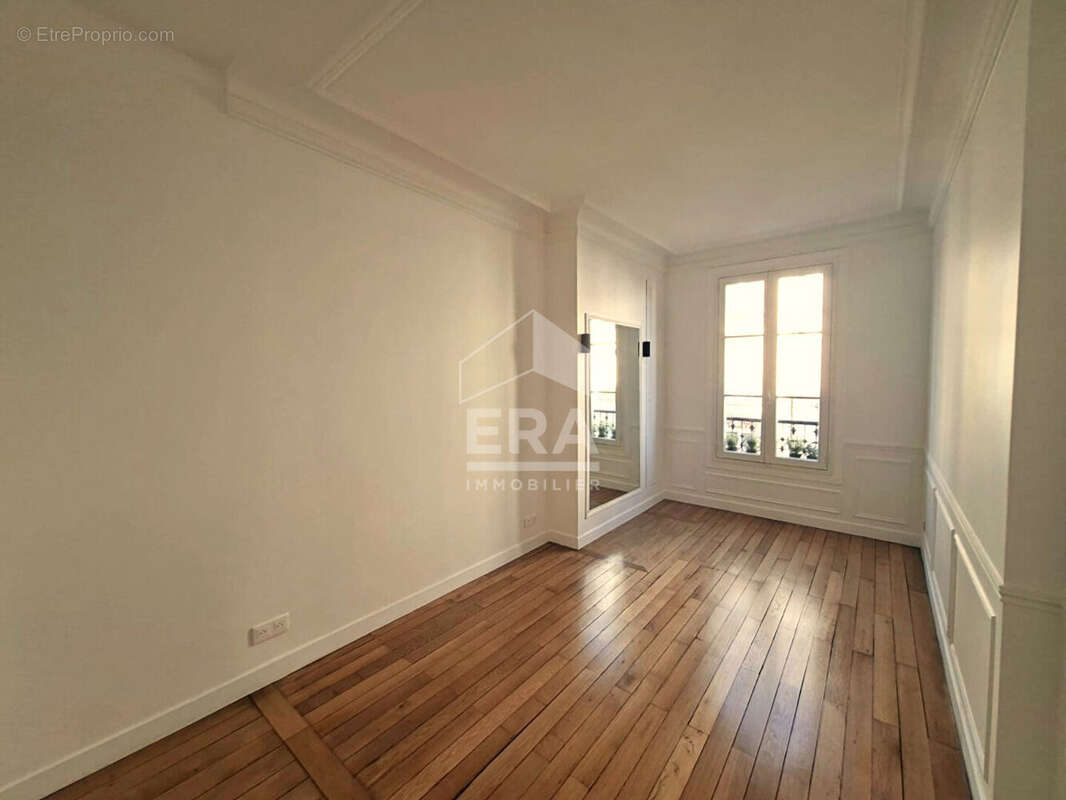 Appartement à PARIS-12E