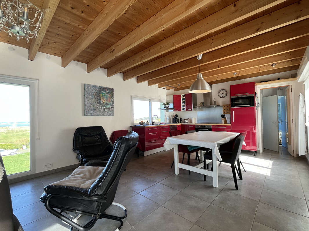 Maison à PLOUGUERNEAU