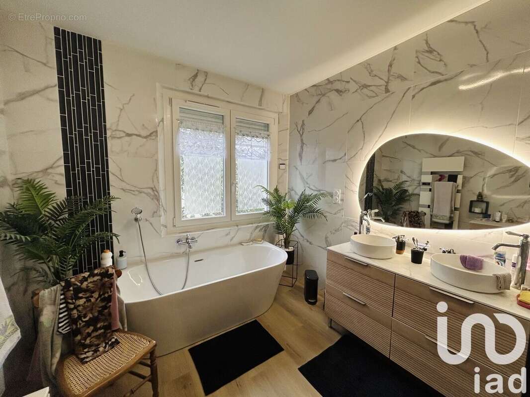 Photo 8 - Maison à LAVARDAC