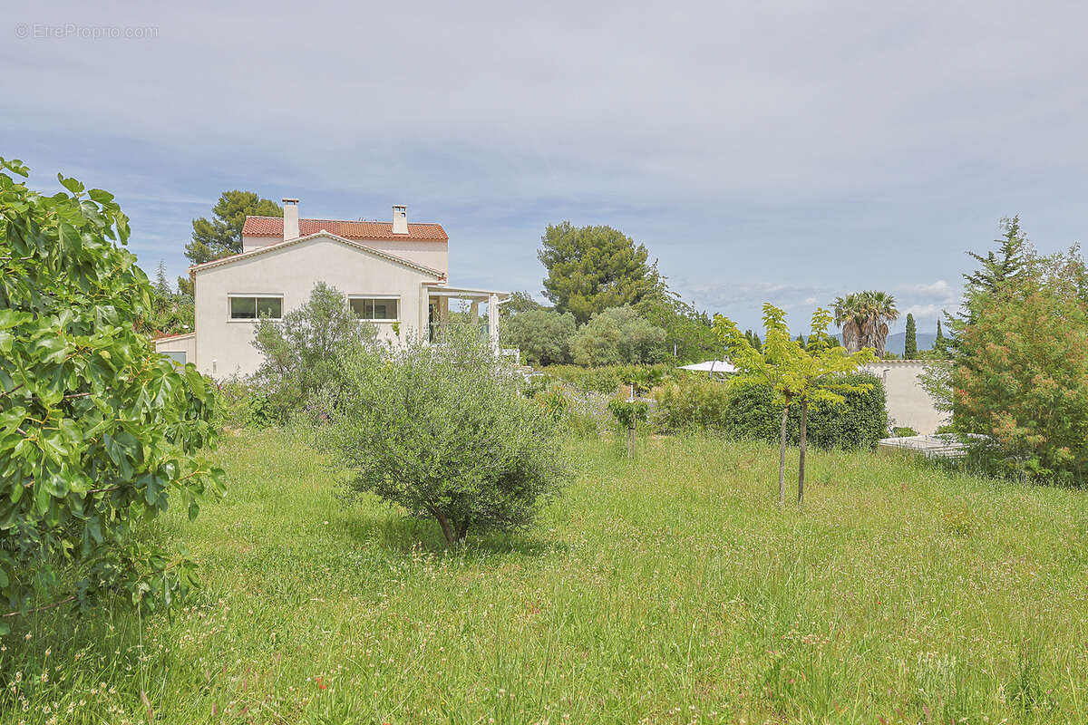 Maison à LA FARLEDE