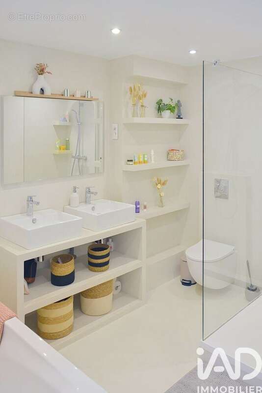 Photo 8 - Appartement à MARSEILLE-9E