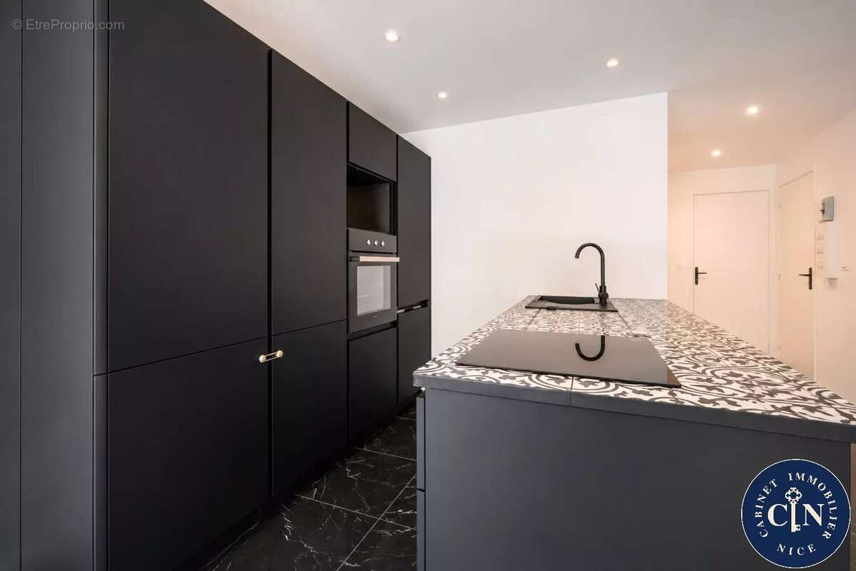 Appartement 61 m² à Nice  - photo 4