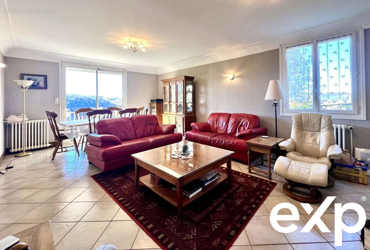 Maison à SAINT-MESMIN