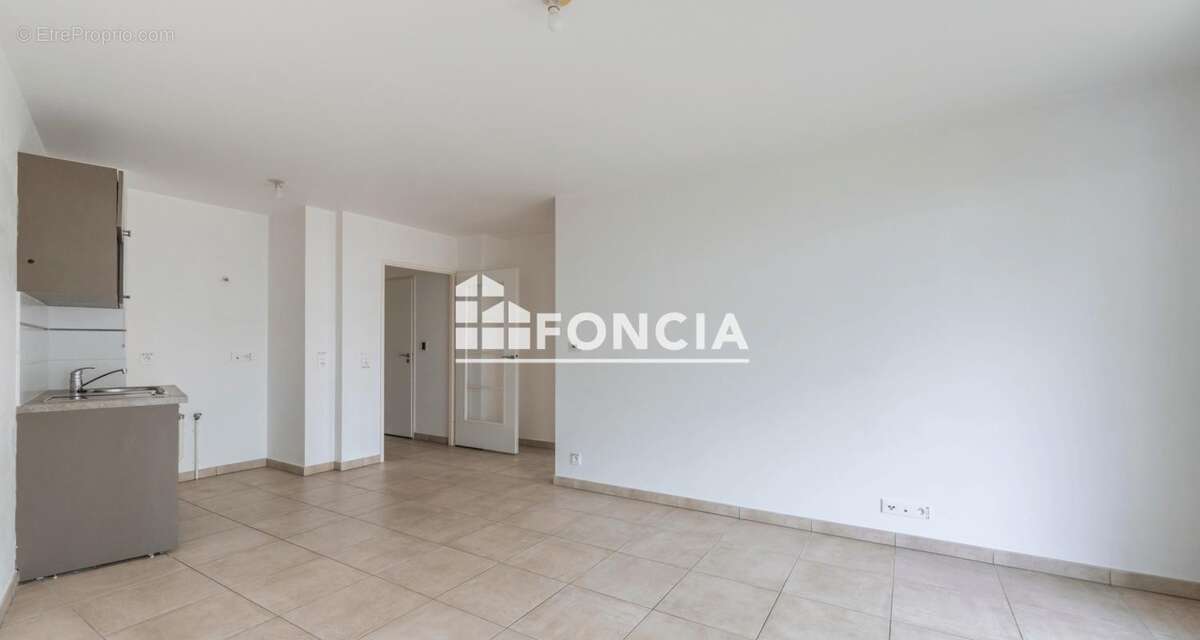 Appartement à MONTROUGE