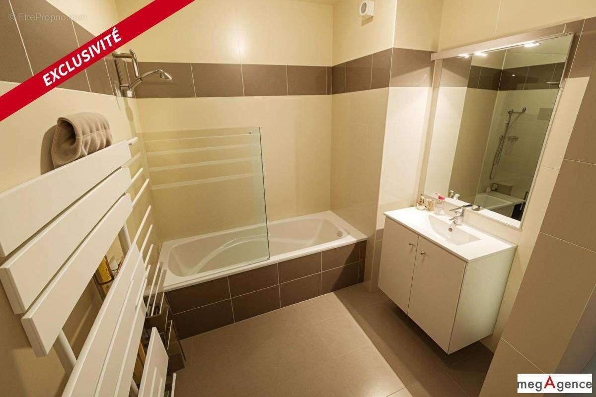 Appartement à SAINTE-LUCE-SUR-LOIRE