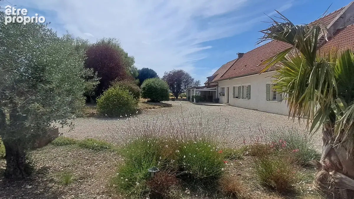 LE THOULT TROSNAY (51) à vendre superbe corps de ferme restauré sur un terrain clos de plus de 8600 m2 avec étang - photo 9