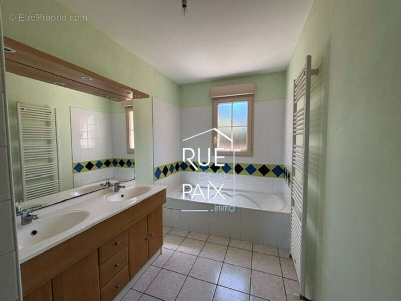 Maison  plain pied Saint Loup Lamaire 4 pièce103 m2 - photo 6