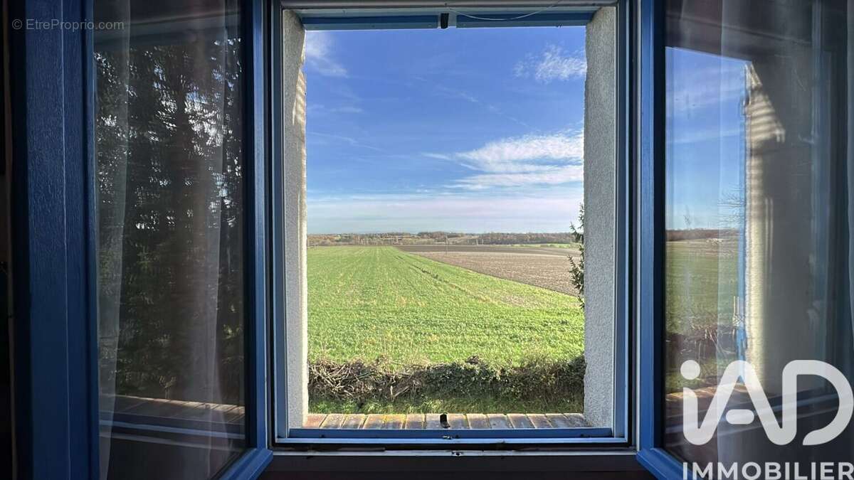 Photo 3 - Maison à CHATELLERAULT