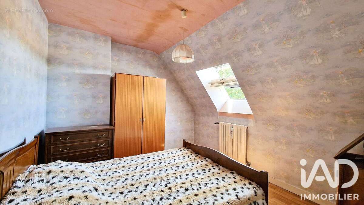 Maison 101 m² à Mael-Carhaix  - photo 9