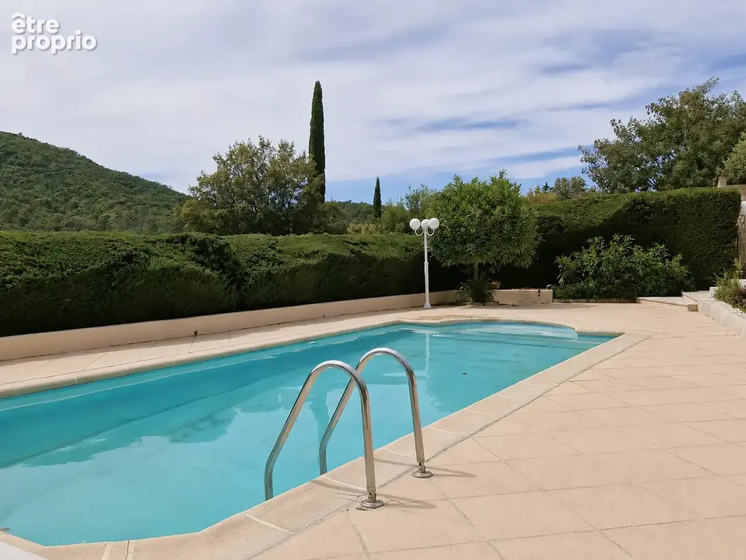 Maison 5 pièces 115 m² à vendre à Bagnols-En-Foret (83600) - photo 29