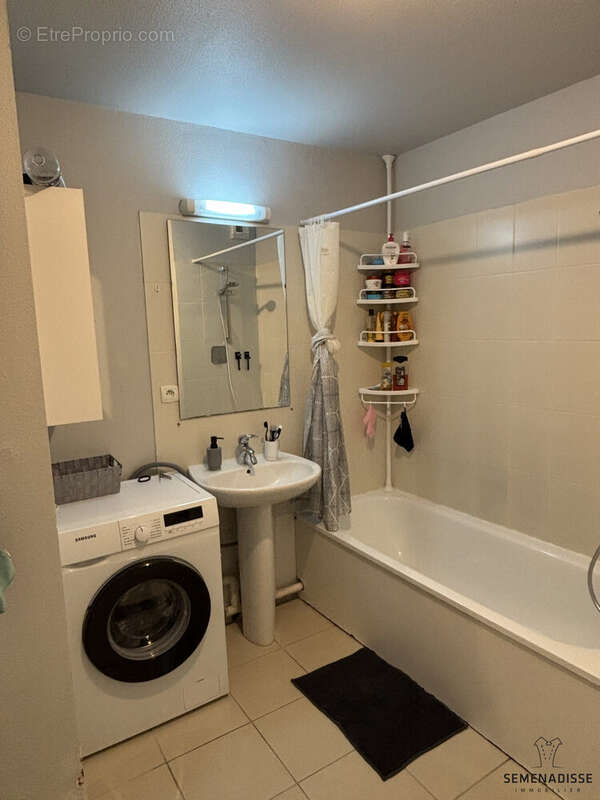 Appartement 63 m² à Roquettes  - photo 7